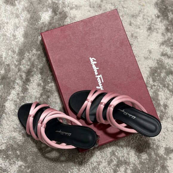 Ferragamo Amalia 55 Satin Strappy Mules With Refracted Fiore Heel In Pink - Picture 2 of 3